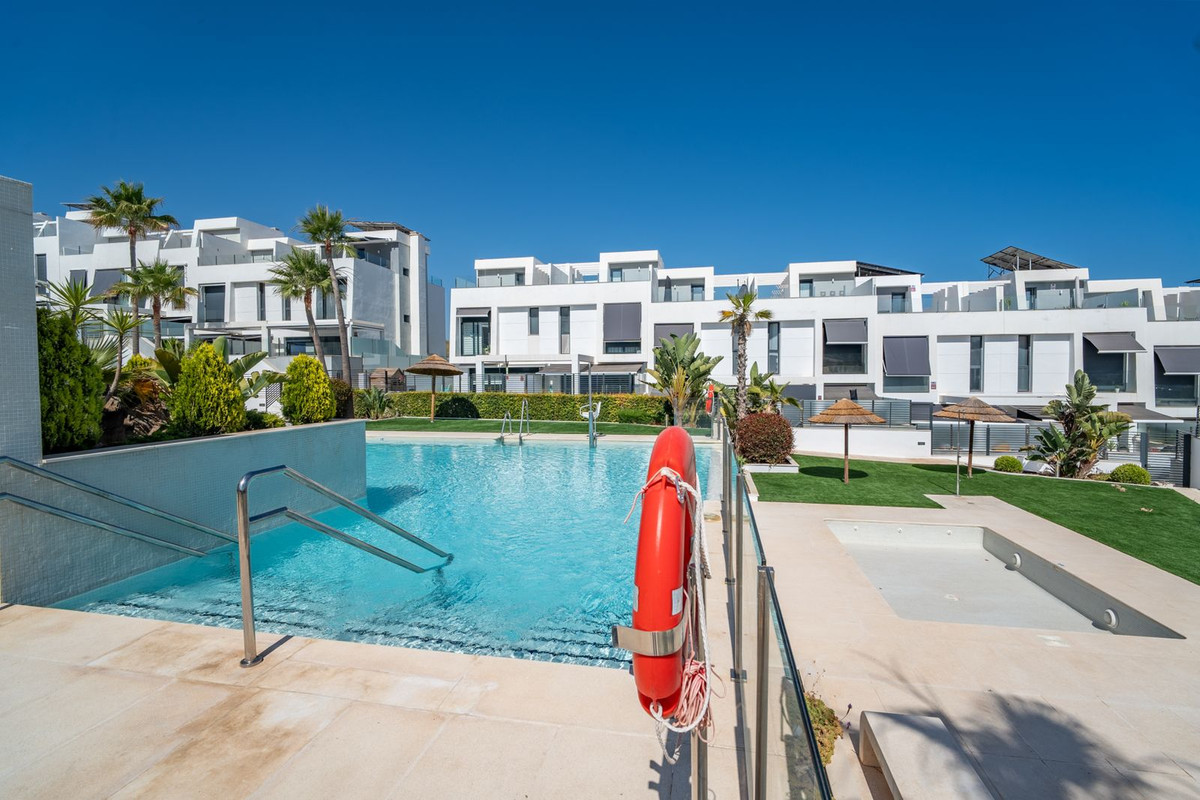 Appartement te koop in Rincón de la Victoria | 4 slaapkamers H5410207