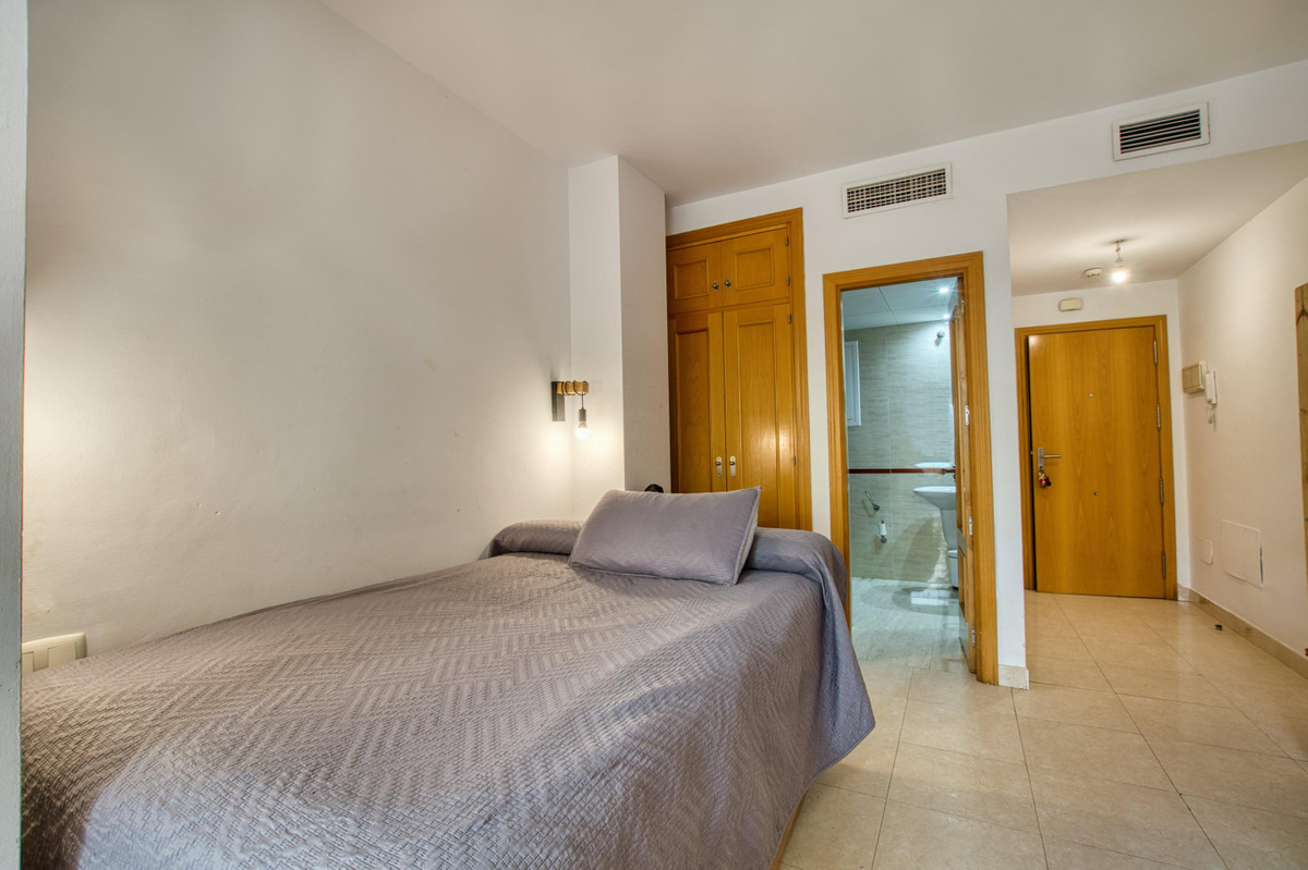 Appartement te koop in Rincón de la Victoria | 0 slaapkamers H5423086