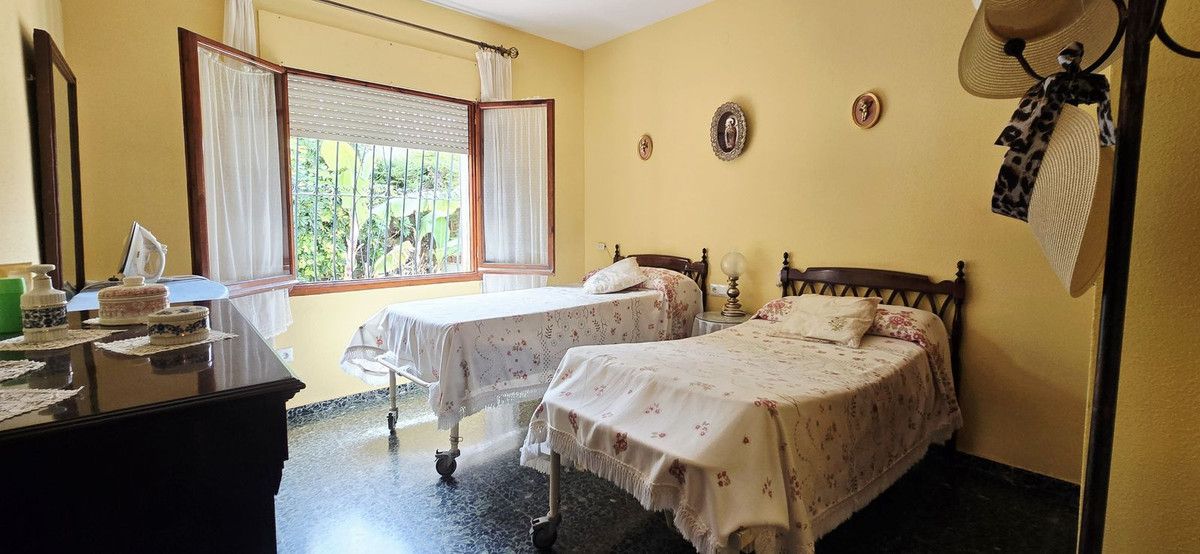 Property main view 33