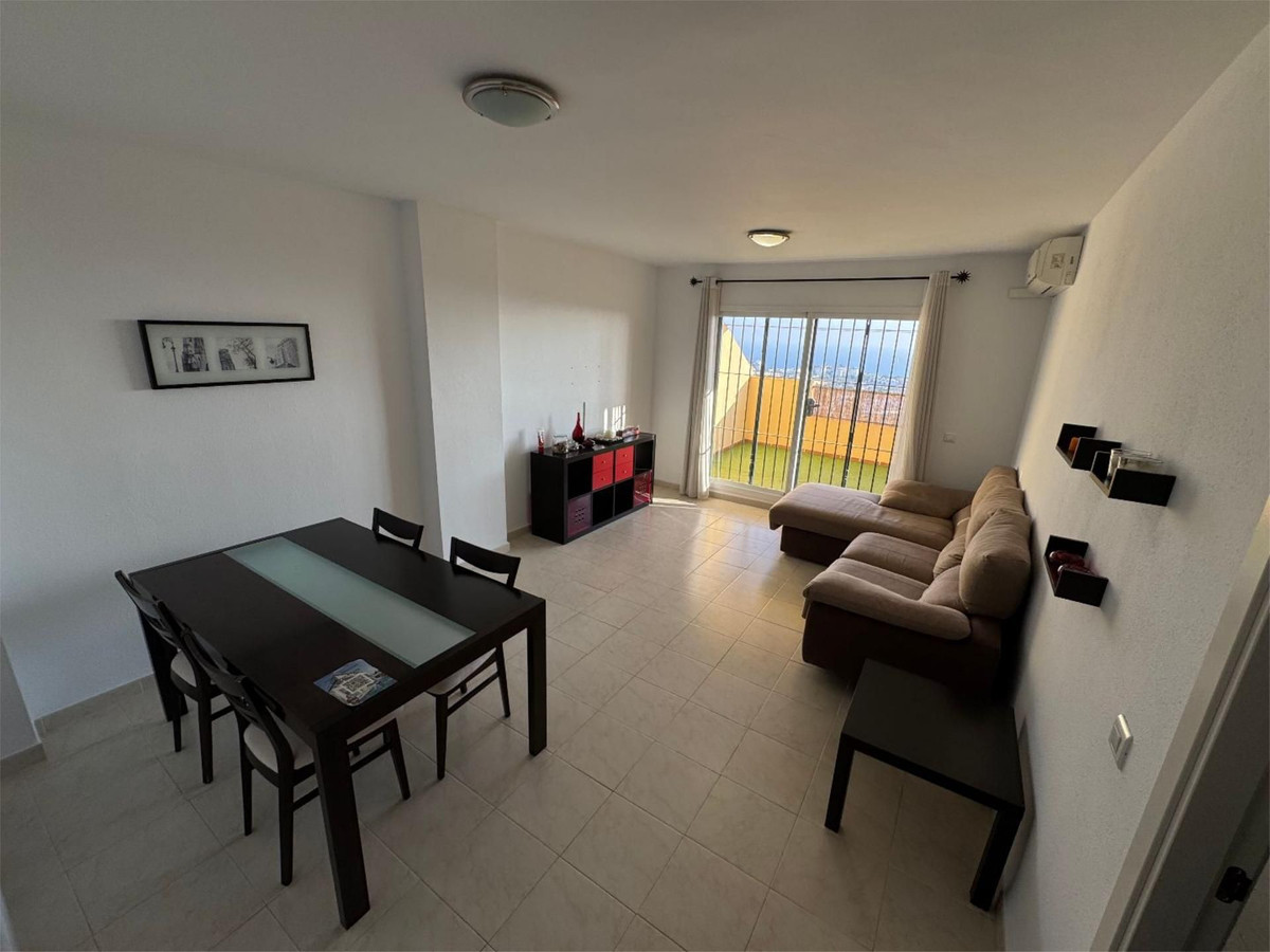 Tussenverdieping Appartement in Riviera del Sol-1