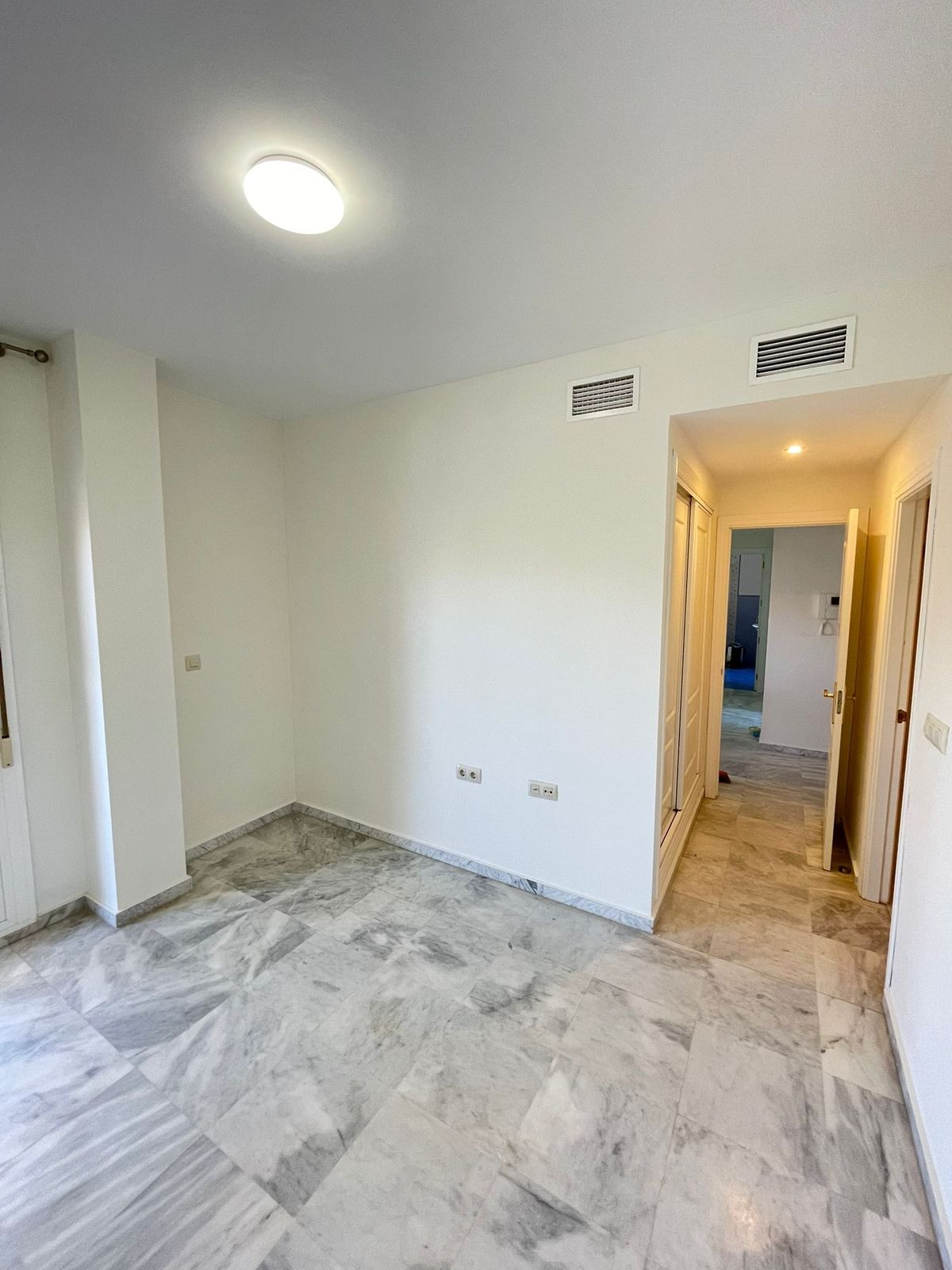 Tussenverdieping Appartement in Riviera del Sol-10