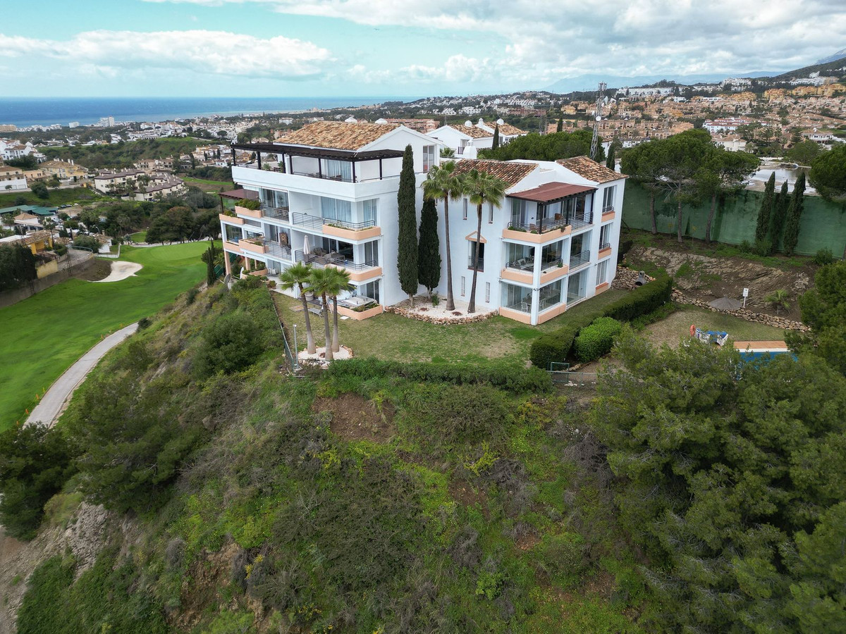 Tussenverdieping Appartement in Riviera del Sol-2