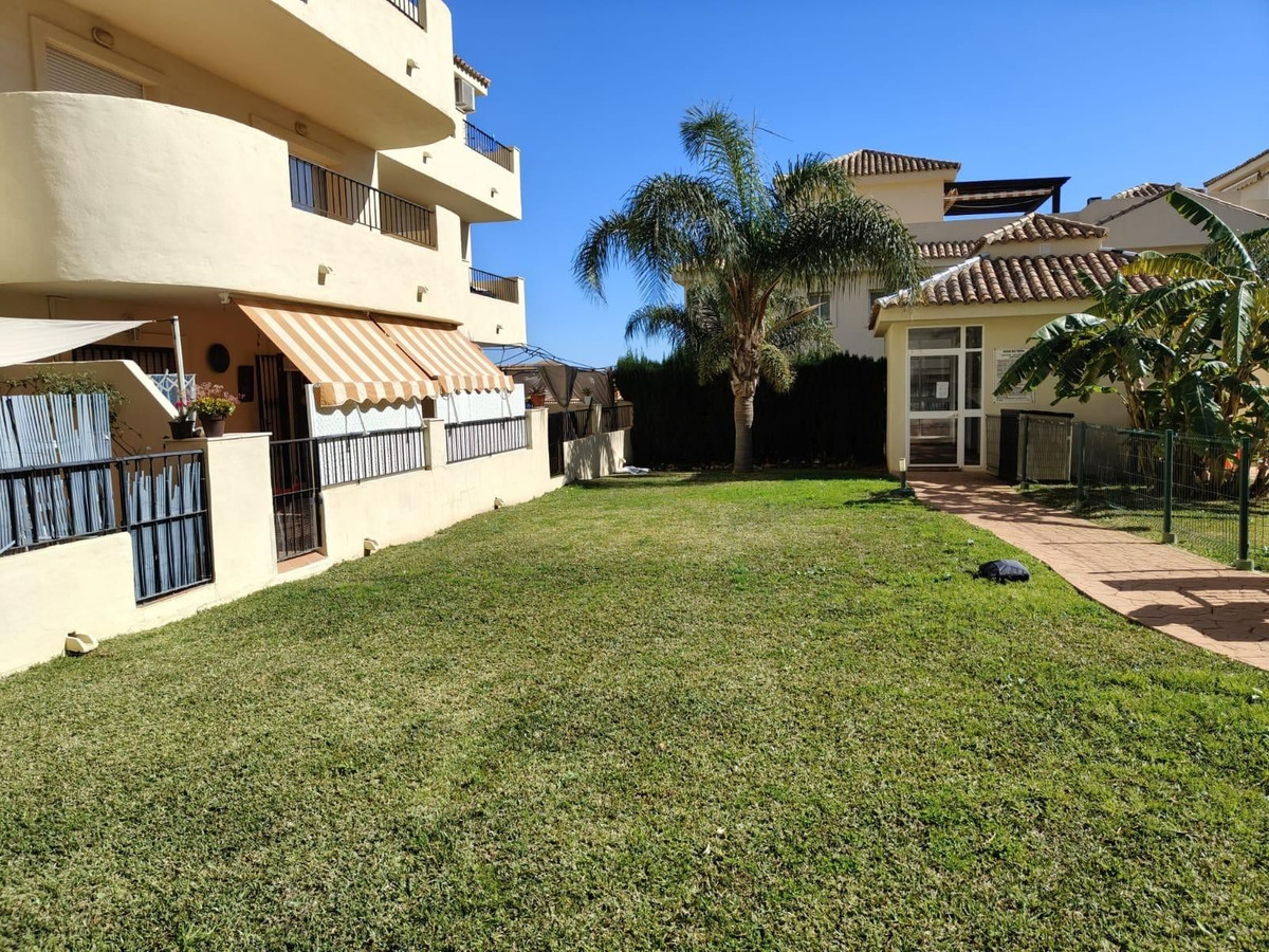 Tussenverdieping Appartement in Riviera del Sol-29