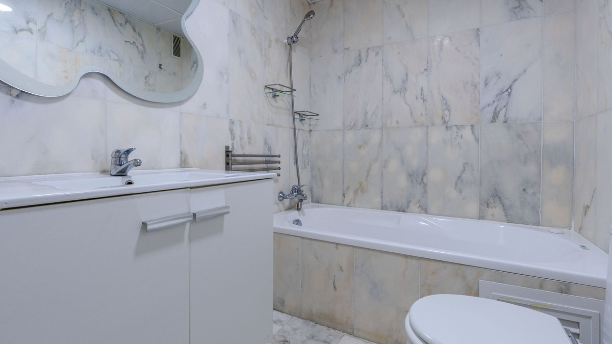 Tussenverdieping Appartement in Riviera del Sol-17