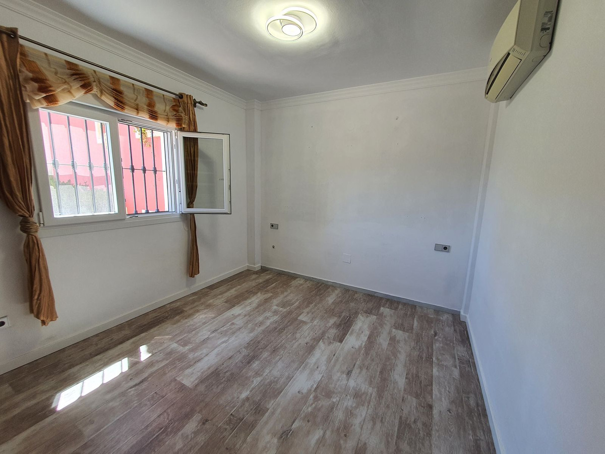 Begane grond appartement in Riviera del Sol-12