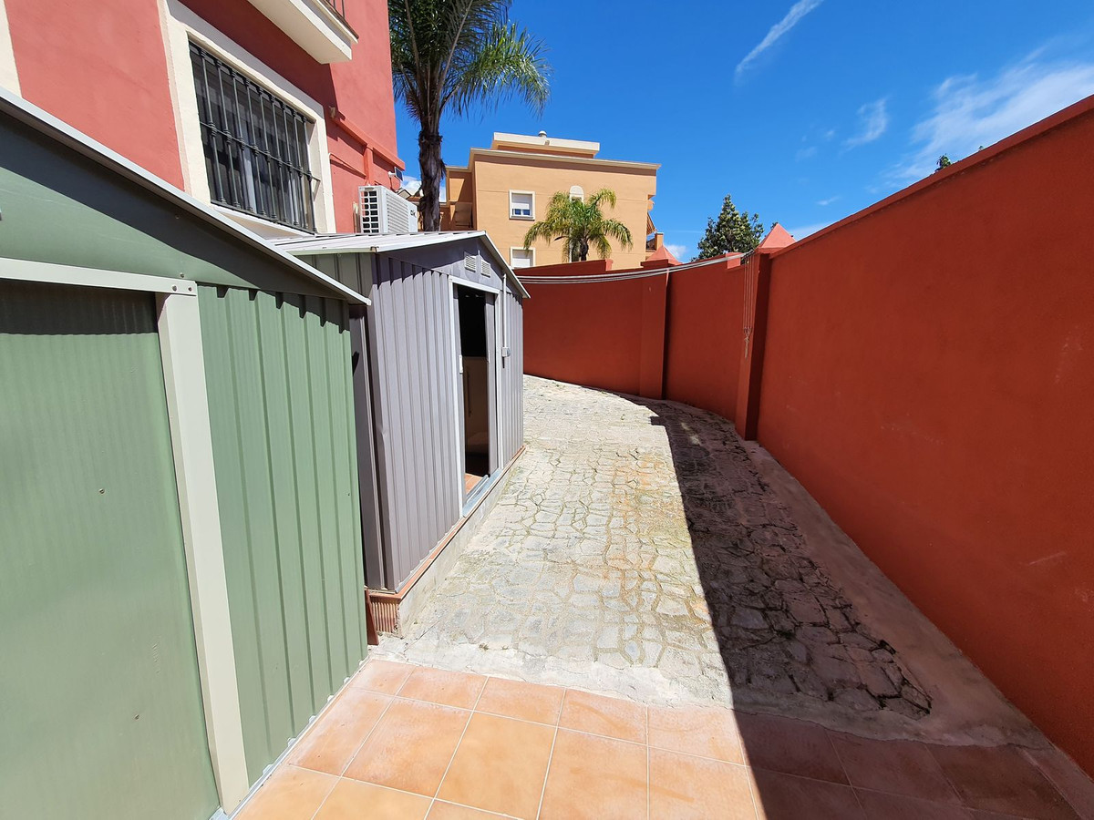Begane grond appartement in Riviera del Sol-29