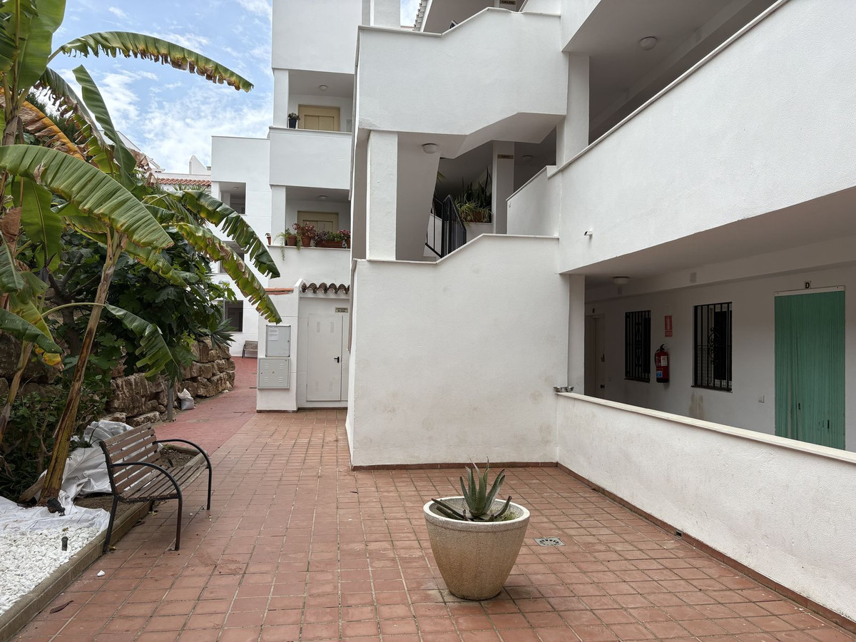 Tussenverdieping Appartement in Riviera del Sol-3