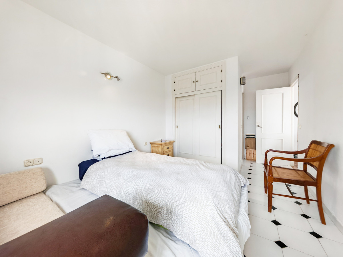 Tussenverdieping Appartement in Riviera del Sol-11