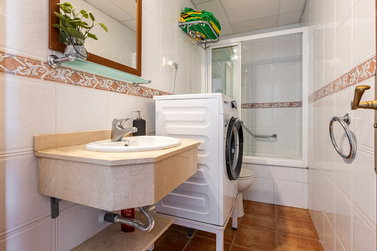 Begane grond appartement in Riviera del Sol-8