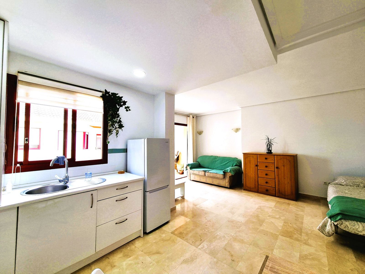 Appartement te koop in Riviera del Sol | 0 slaapkamers H5130931