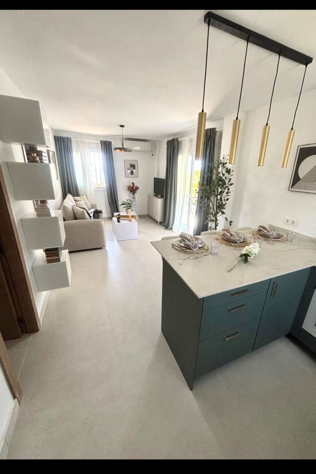 Appartement te koop in Riviera del Sol | 1 slaapkamers H5131705