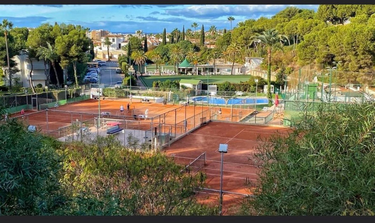 Appartement te koop in Riviera del Sol | 1 slaapkamers H5131705