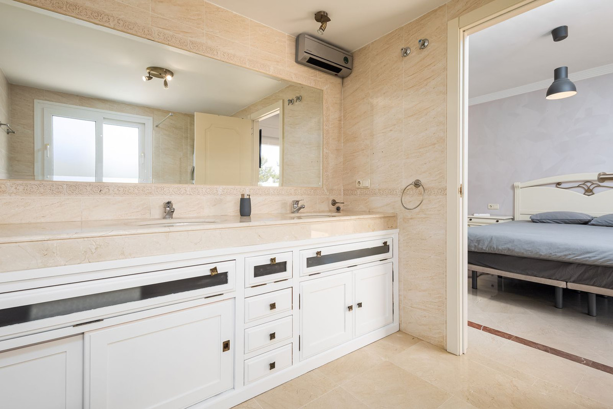 Huis te koop in Riviera del Sol | 3 slaapkamers H5137855