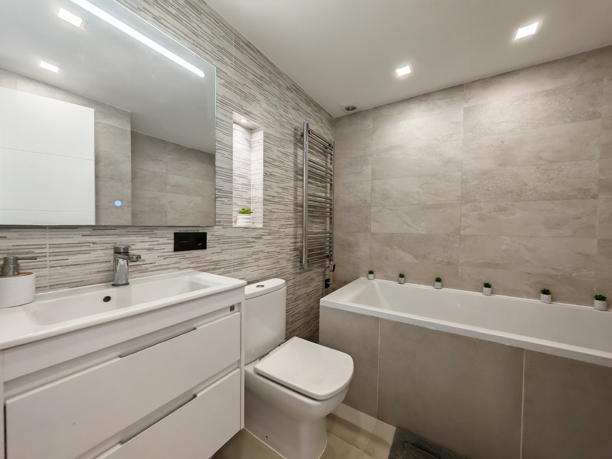 Appartement te koop in Riviera del Sol | 2 slaapkamers H5152174