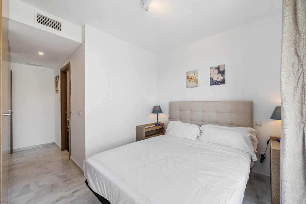 Appartement te koop in Riviera del Sol | 2 slaapkamers H5203582