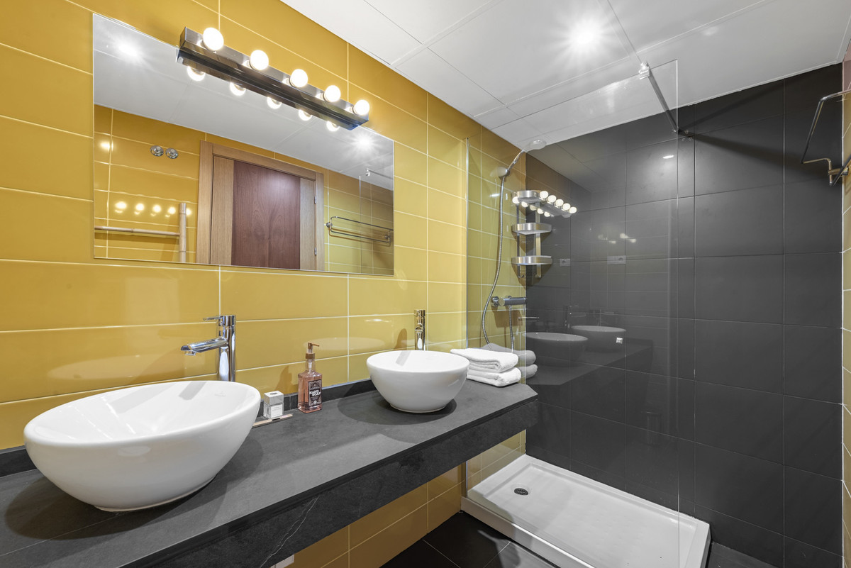 Appartement te koop in Riviera del Sol | 2 slaapkamers H5203582