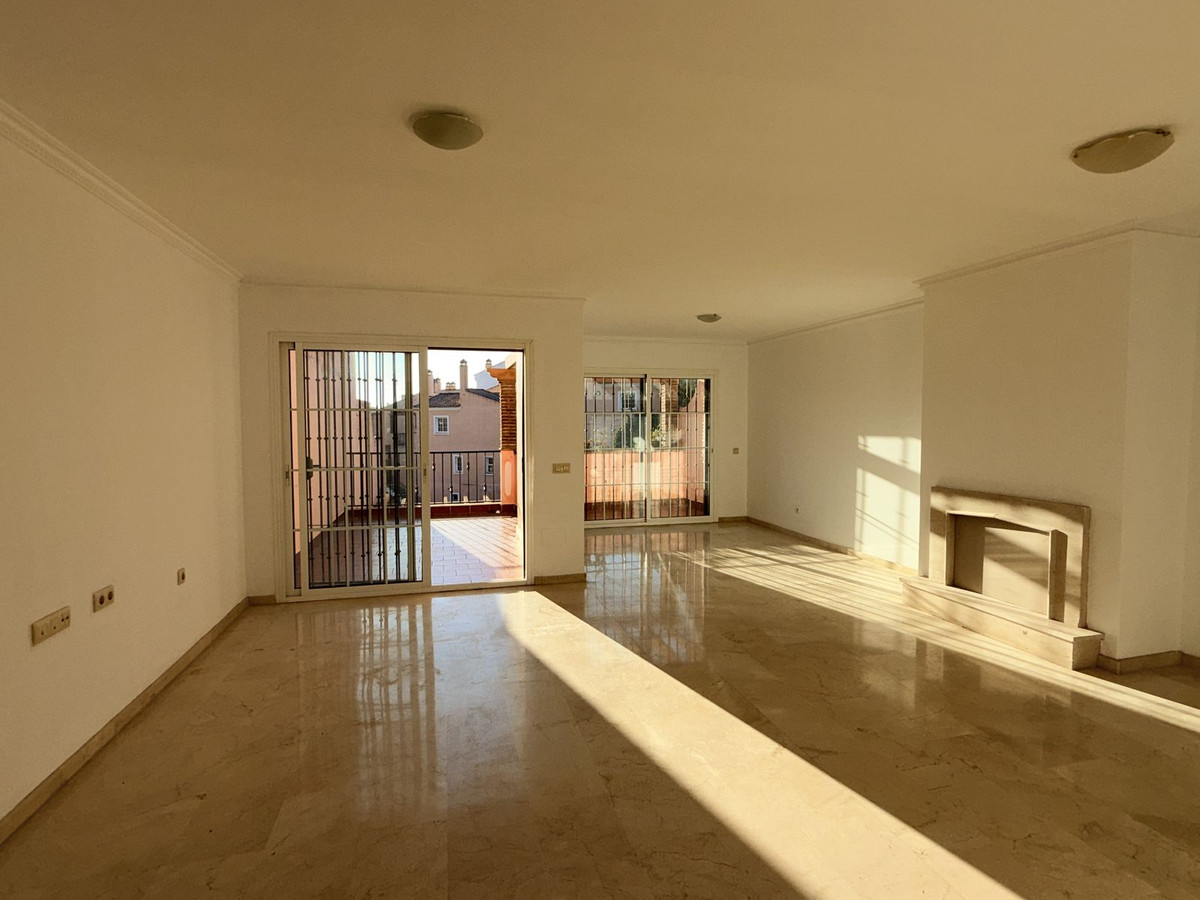 Property main view 64