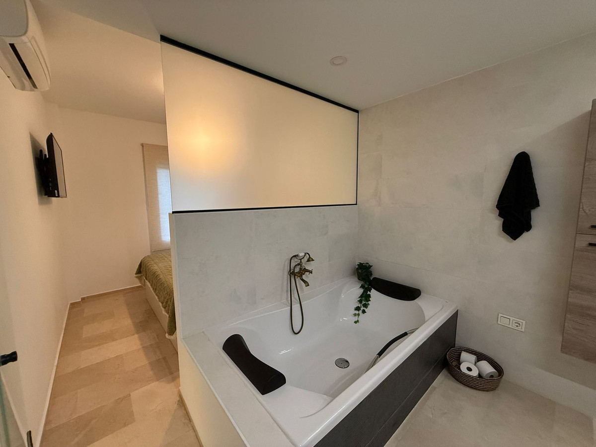 Appartement te koop in Riviera del Sol | 2 slaapkamers H5306899