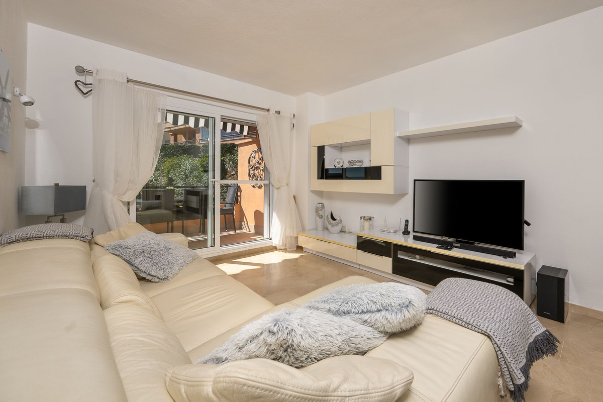 Appartement te koop in Riviera del Sol | 3 slaapkamers H5316610