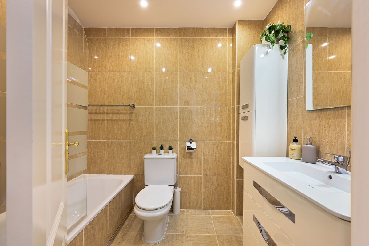 Appartement te koop in Riviera del Sol | 3 slaapkamers H5316610
