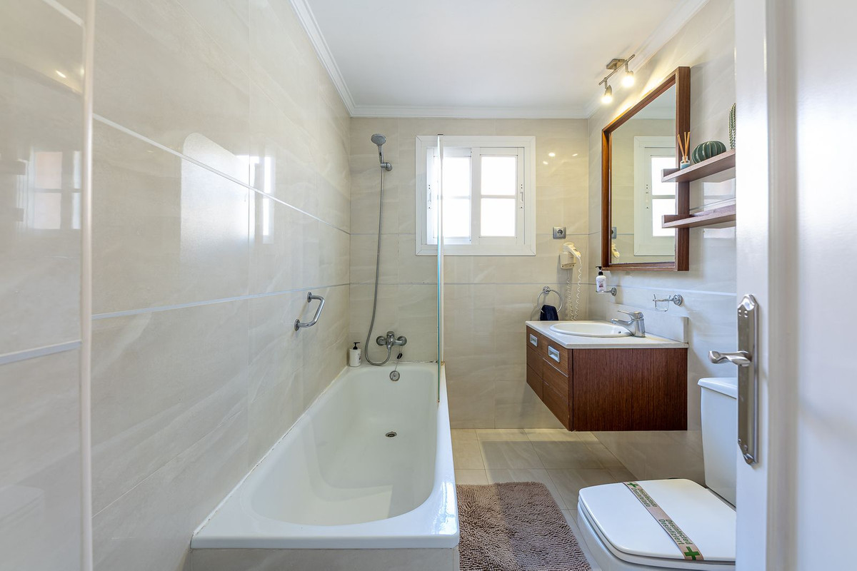 Appartement te koop in Riviera del Sol | 1 slaapkamers H5317474