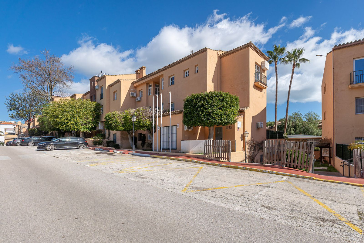 Appartement te koop in Riviera del Sol | 1 slaapkamers H5317474