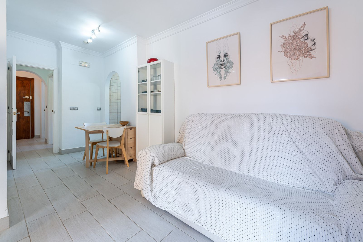 Appartement te koop in Riviera del Sol | 1 slaapkamers H5317474