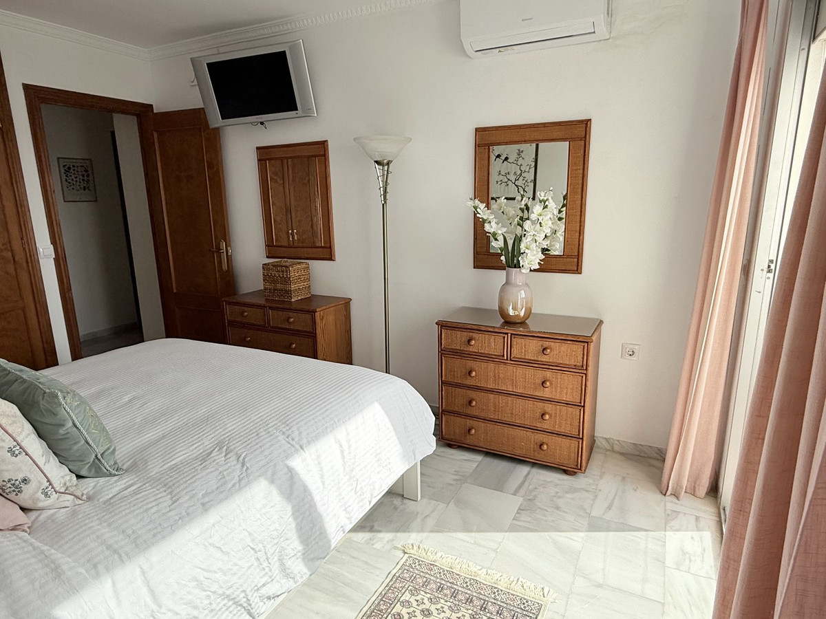 Appartement te koop in Riviera del Sol | 2 slaapkamers H5324836