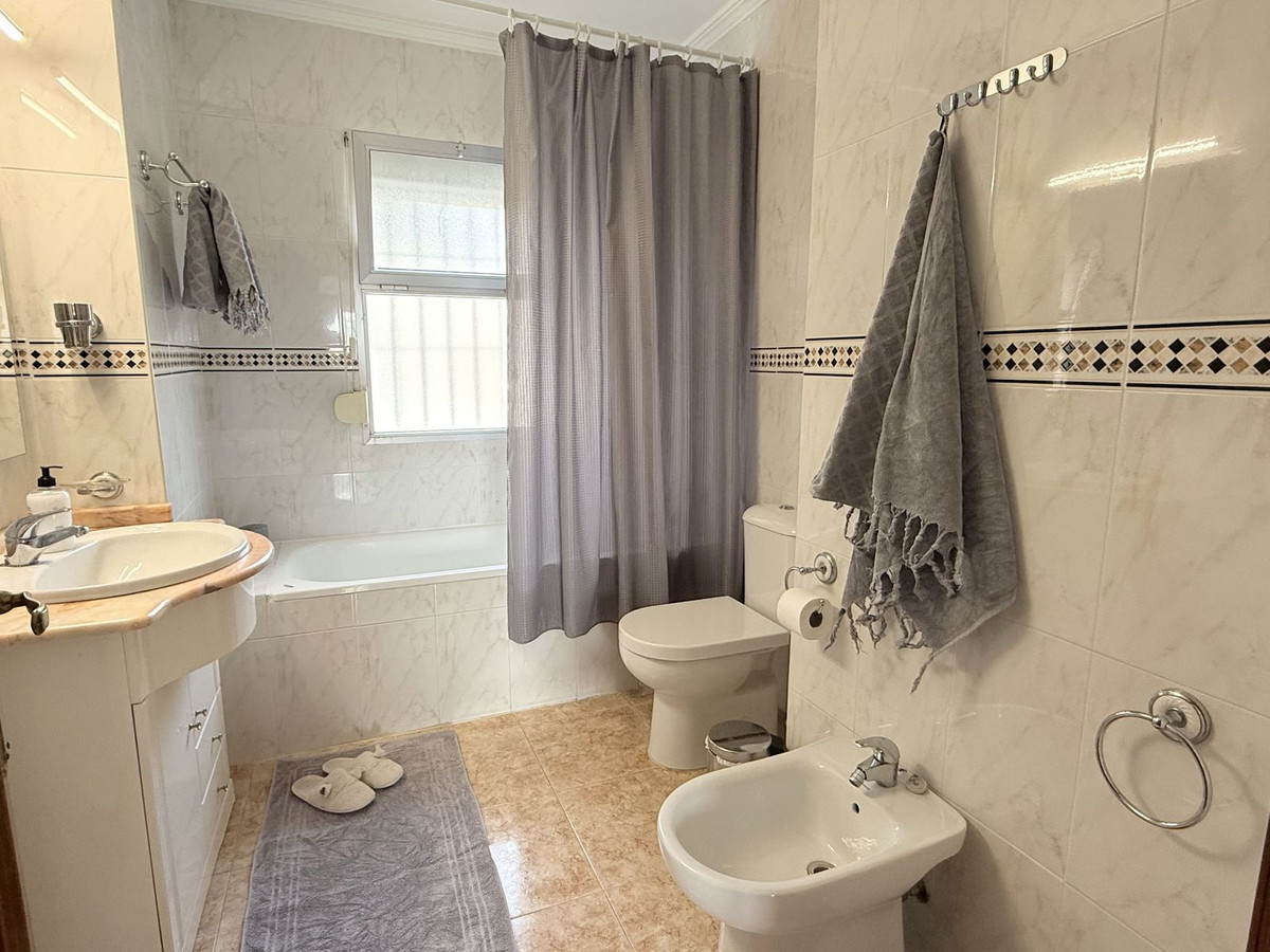 Appartement te koop in Riviera del Sol | 2 slaapkamers H5324836