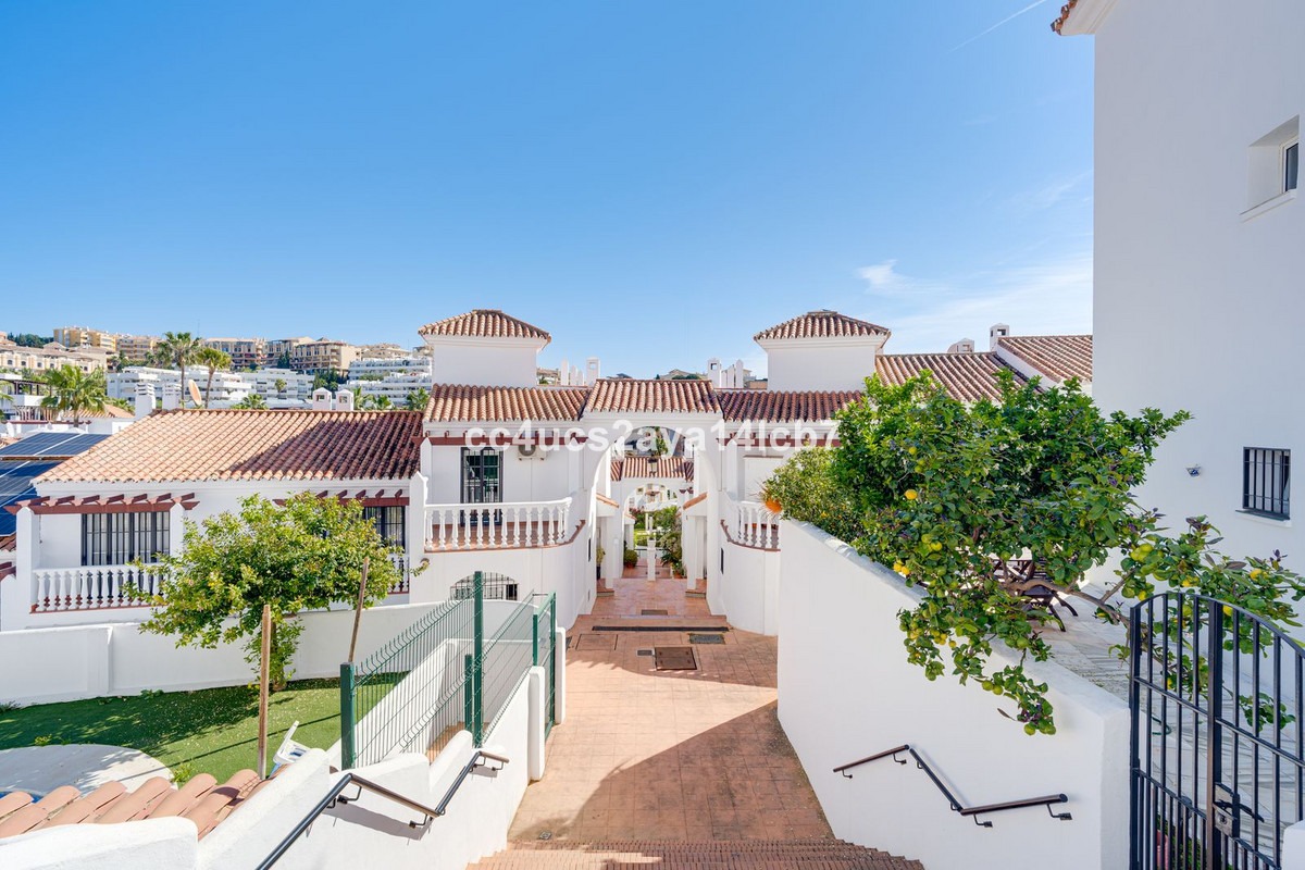 Appartement te koop in Riviera del Sol | 2 slaapkamers H5343595