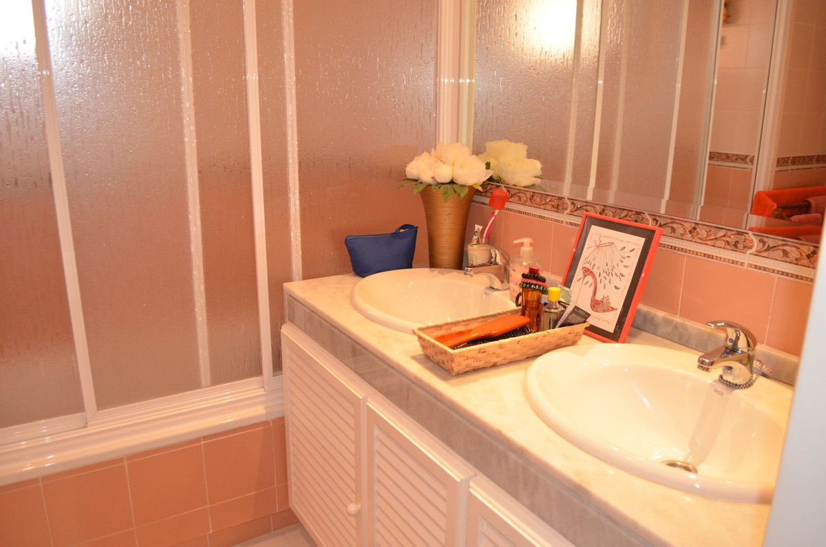 Appartement te koop in Riviera del Sol | 2 slaapkamers H5365255