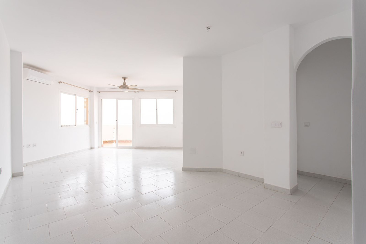 Appartement te koop in Riviera del Sol | 2 slaapkamers H5367655