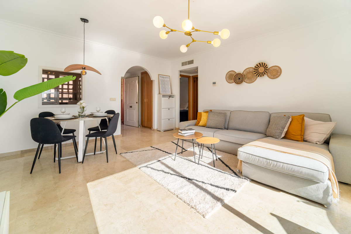 Appartement te koop in Riviera del Sol | 2 slaapkamers H5368501