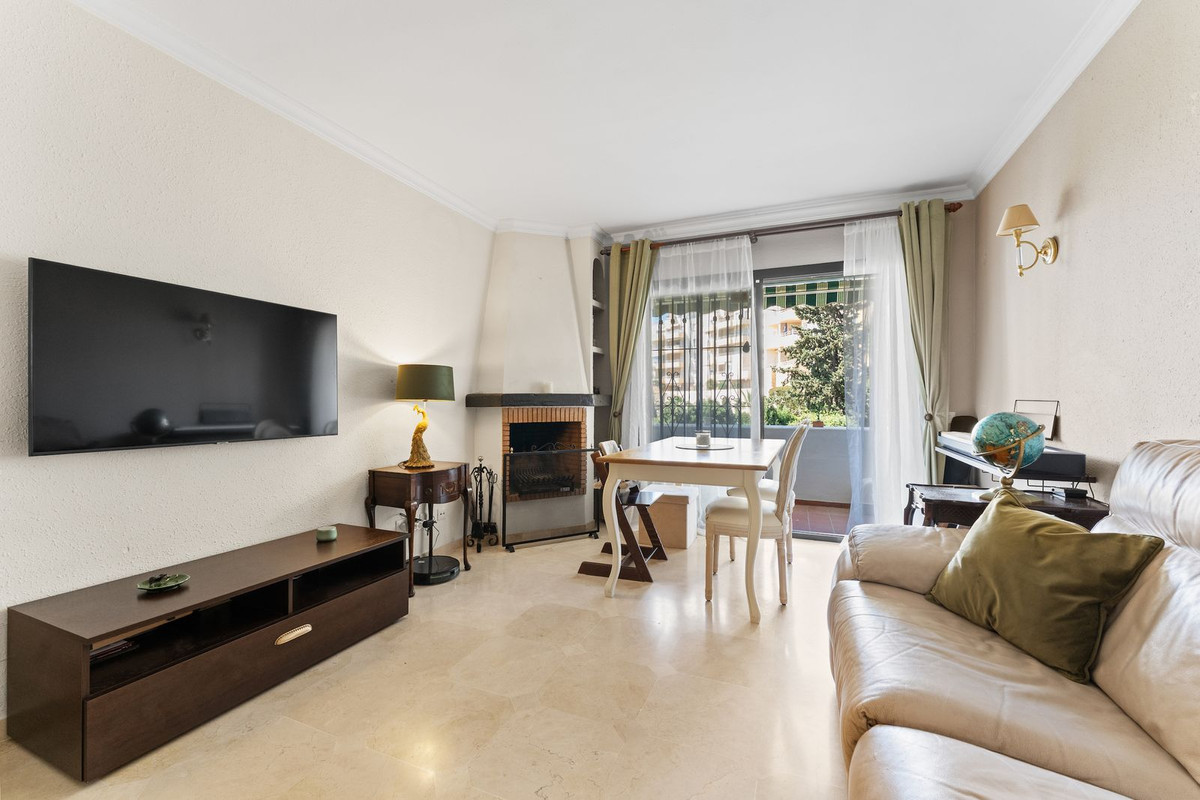 Appartement te koop in Riviera del Sol | 2 slaapkamers H5382529