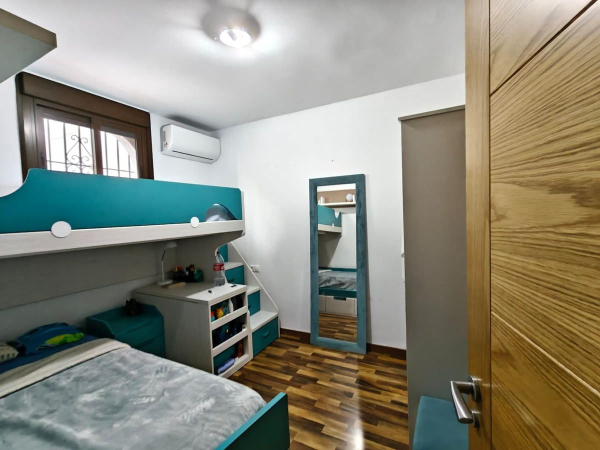 Appartement te koop in Riviera del Sol | 4 slaapkamers H5385658