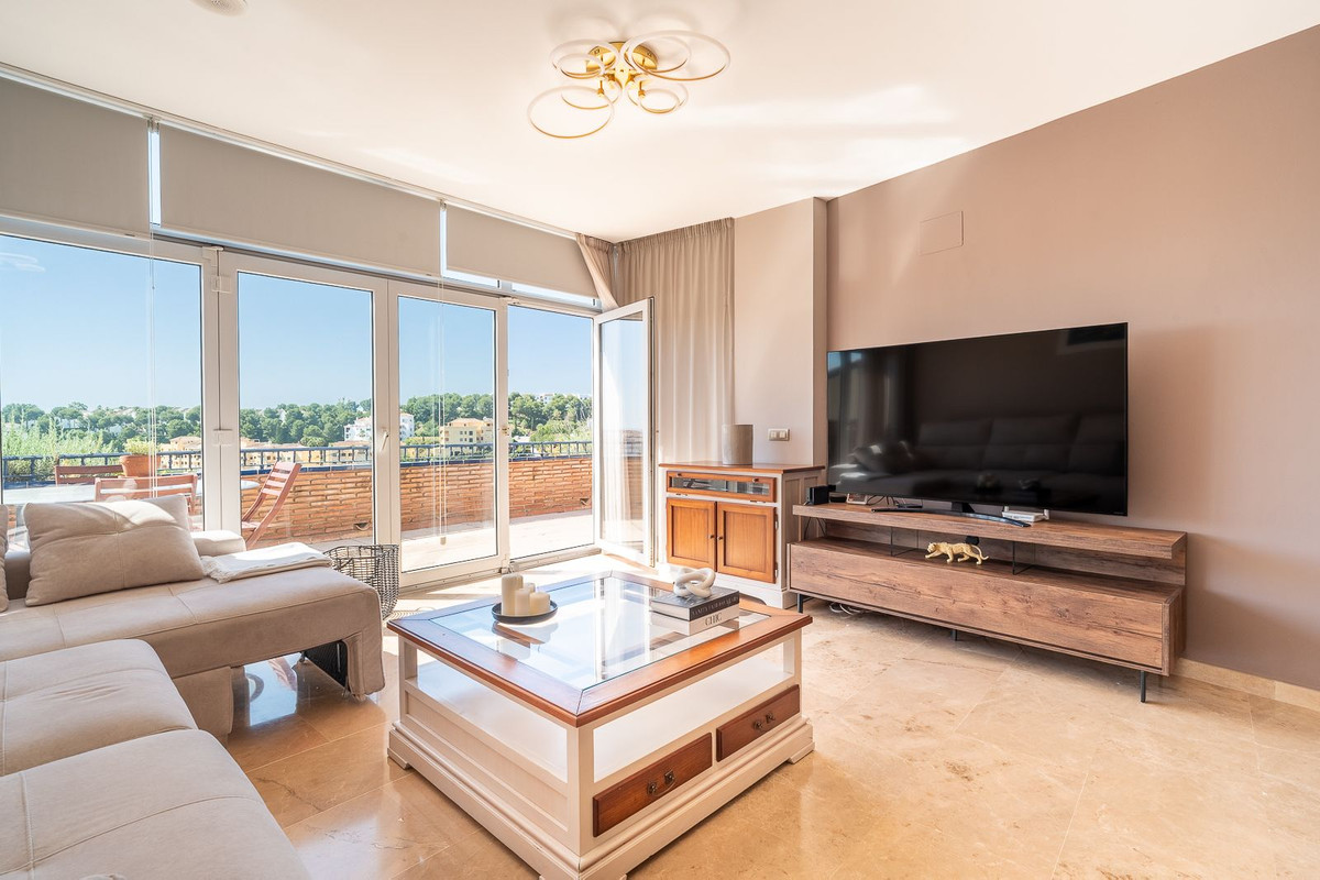 Appartement te koop in Riviera del Sol | 3 slaapkamers H5388826