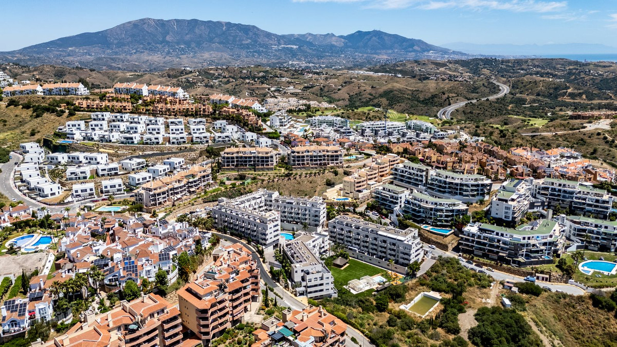 Appartement te koop in Riviera del Sol | 3 slaapkamers H5388856