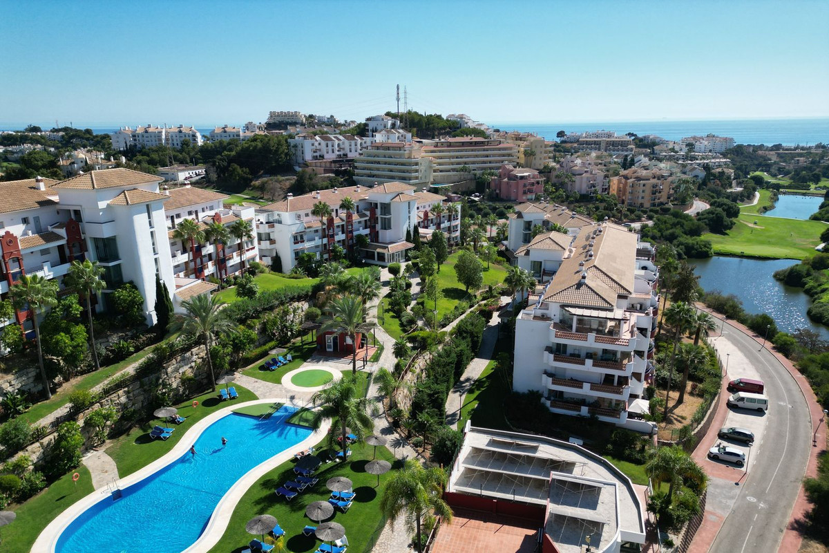 Appartement te koop in Riviera del Sol | 2 slaapkamers H5394370