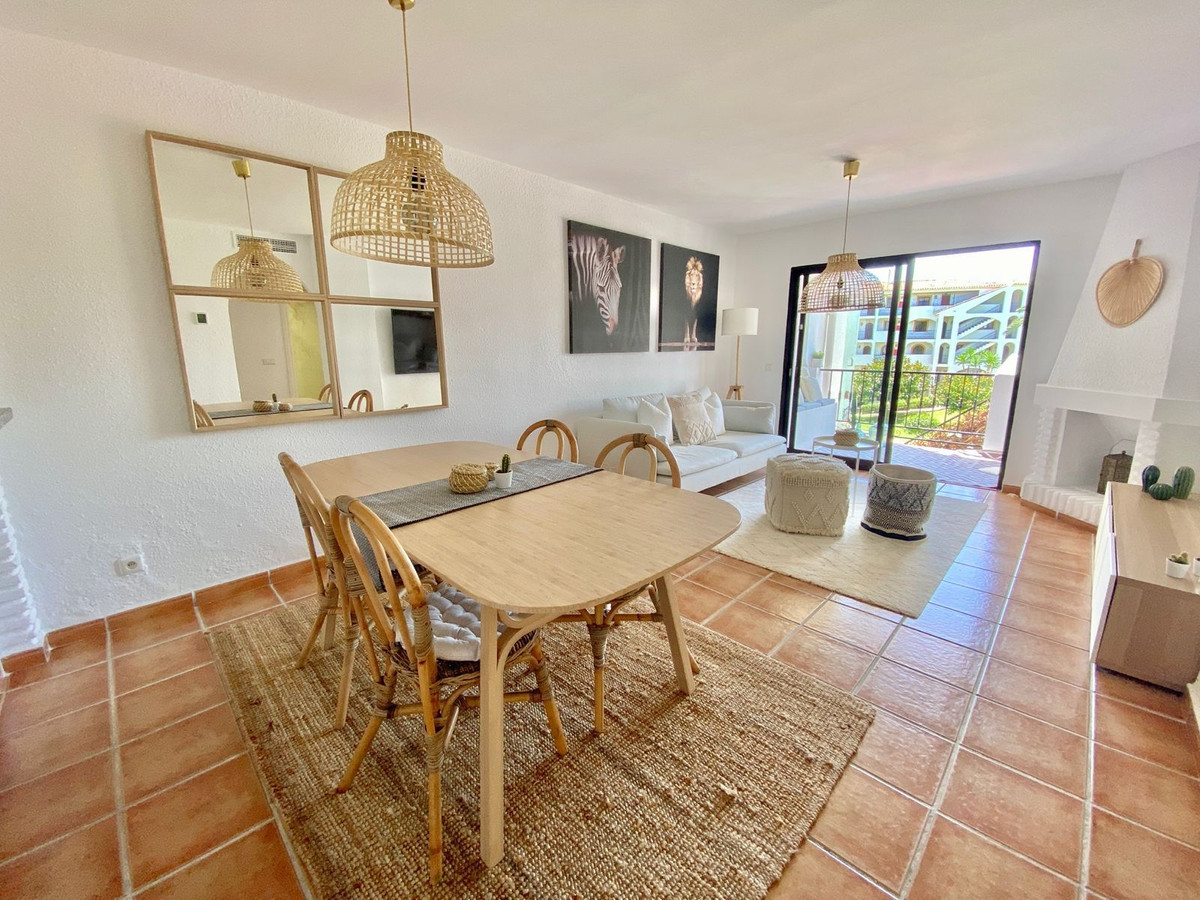 Appartement te koop in Riviera del Sol | 2 slaapkamers H5406448