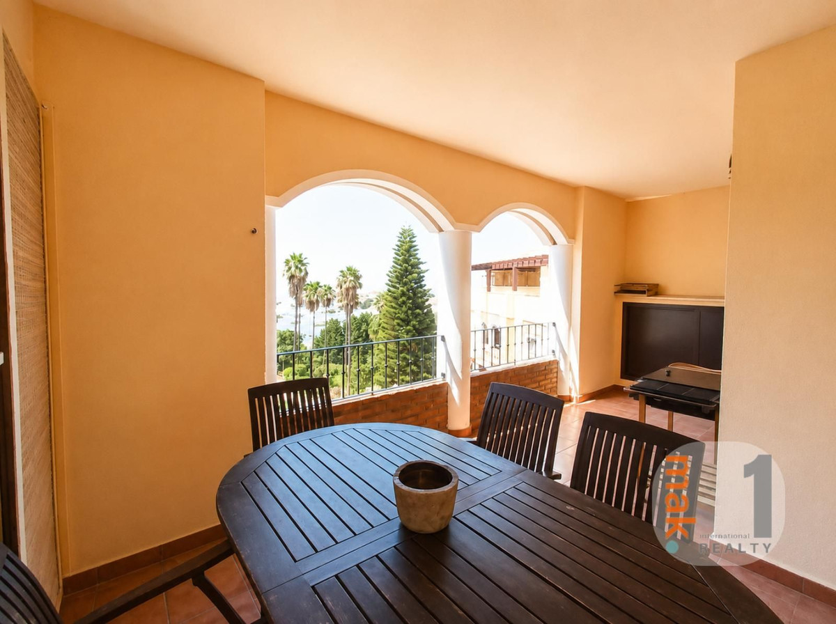 Appartement te koop in Riviera del Sol | 2 slaapkamers H5407687