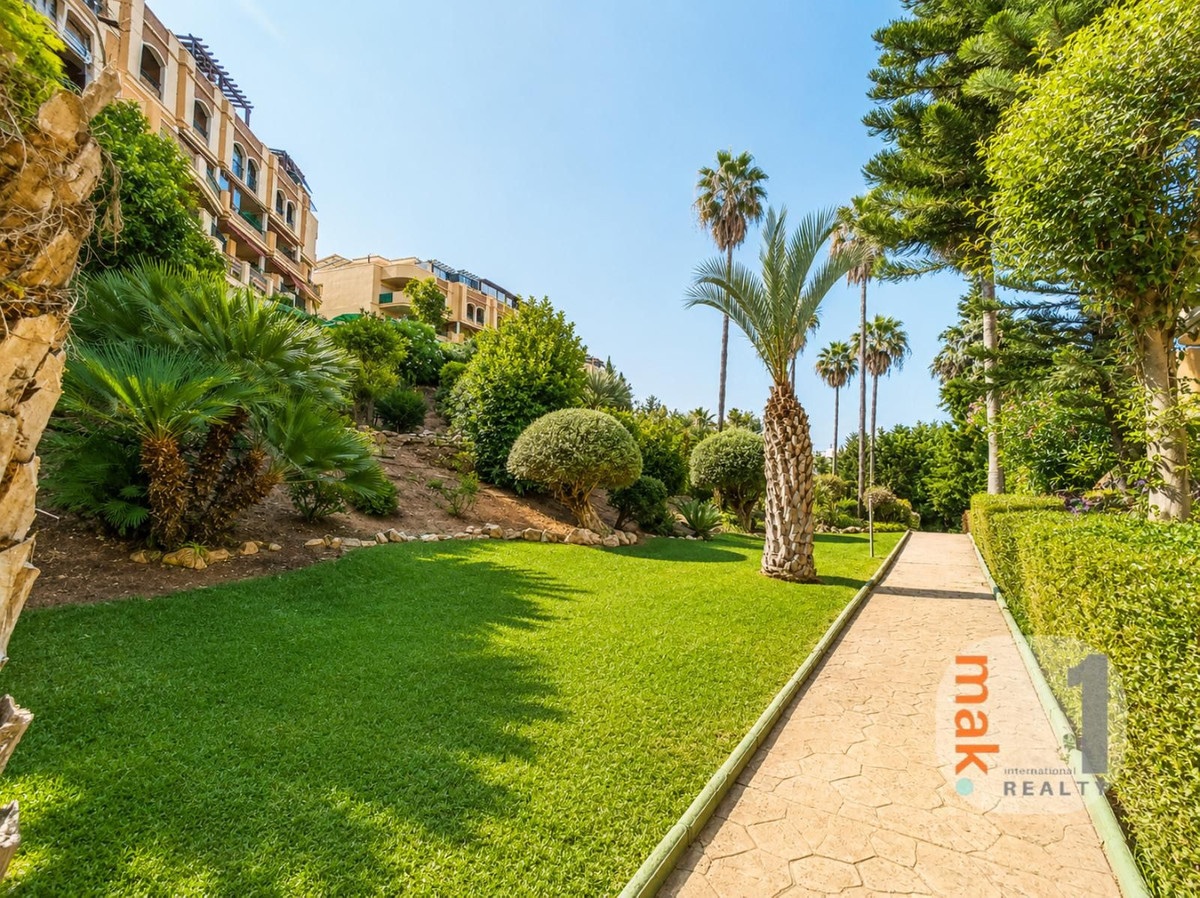 Appartement te koop in Riviera del Sol | 2 slaapkamers H5407687