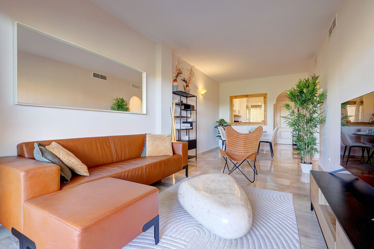 Appartement te koop in Riviera del Sol | 2 slaapkamers H5408308