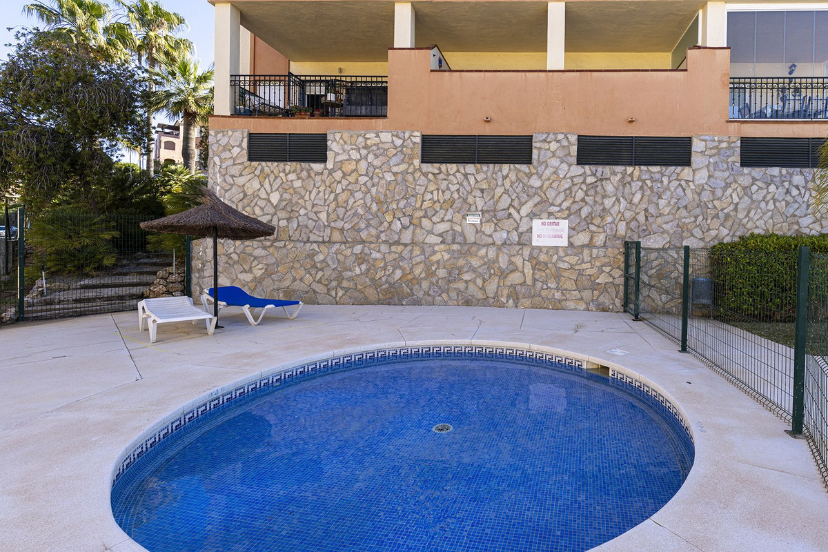 Appartement te koop in Riviera del Sol | 2 slaapkamers H5408308