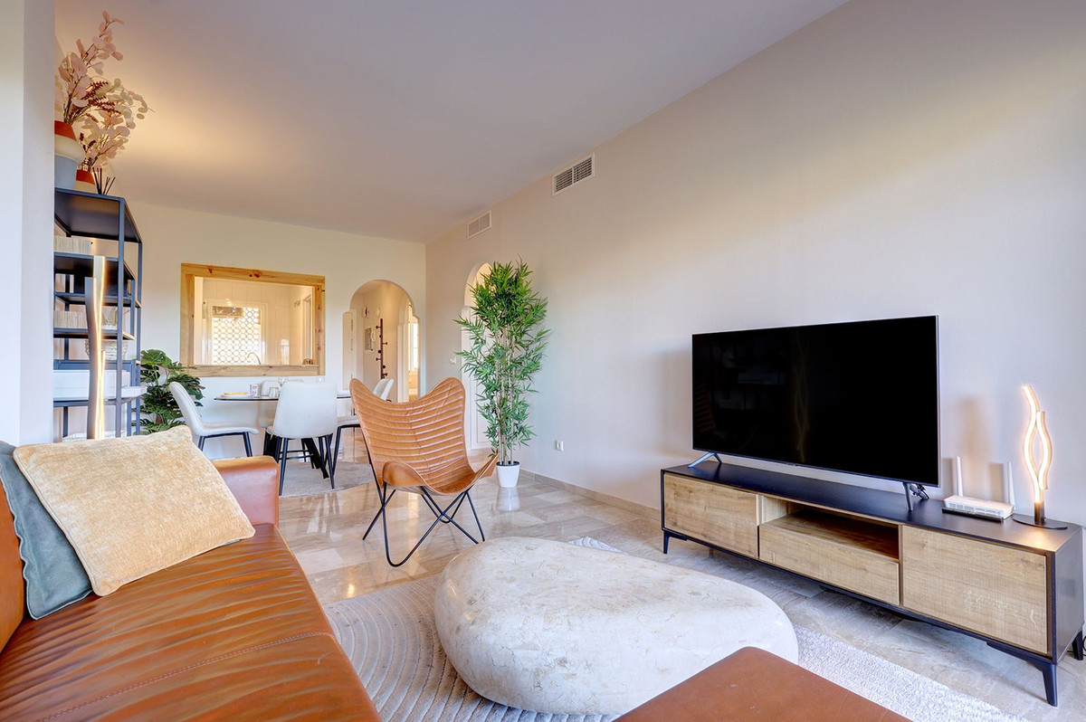 Appartement te koop in Riviera del Sol | 2 slaapkamers H5408308