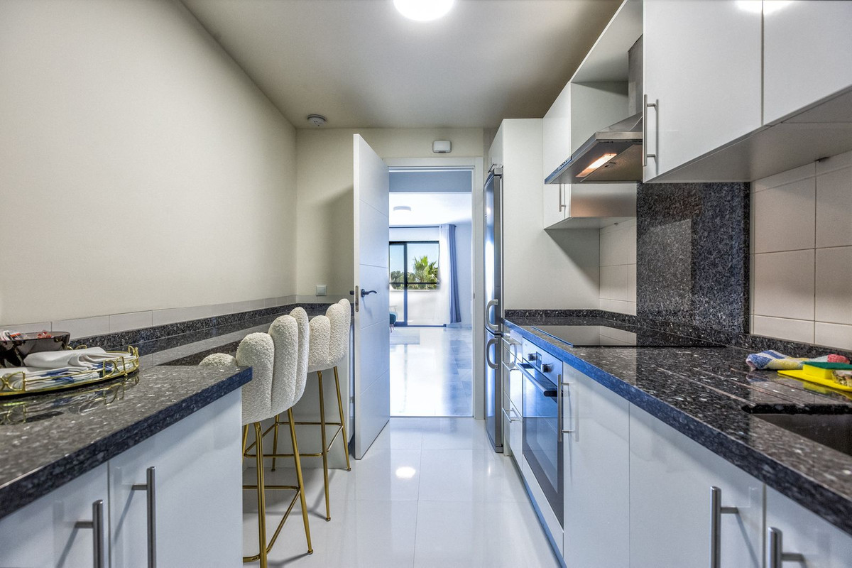 Appartement te koop in Riviera del Sol | 2 slaapkamers H5411695