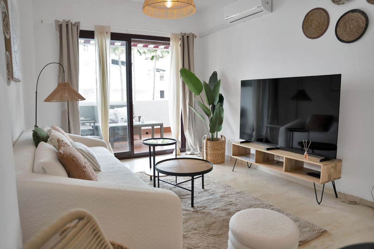 Appartement te koop in Riviera del Sol | 2 slaapkamers H5433571