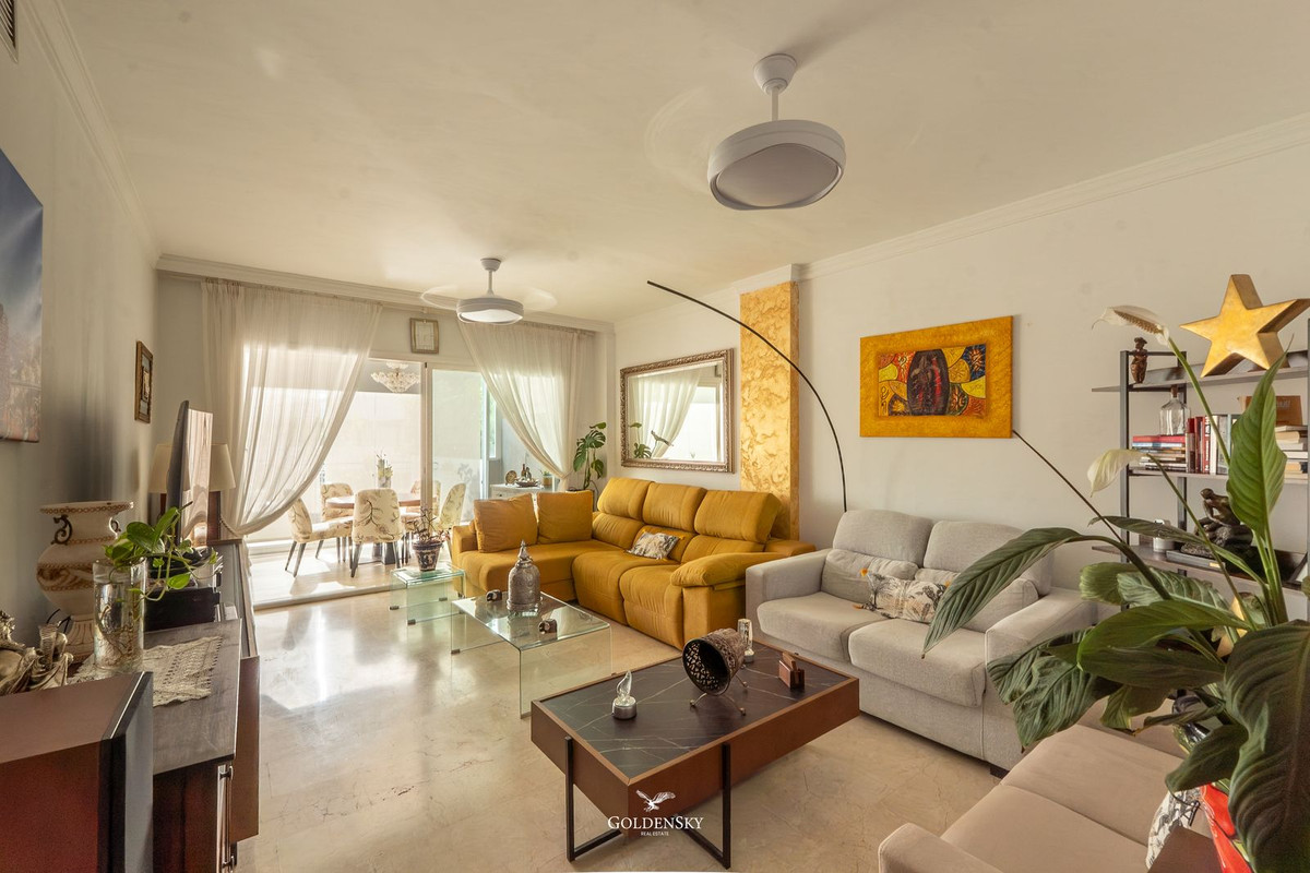 Appartement te koop in Riviera del Sol | 3 slaapkamers H5446393