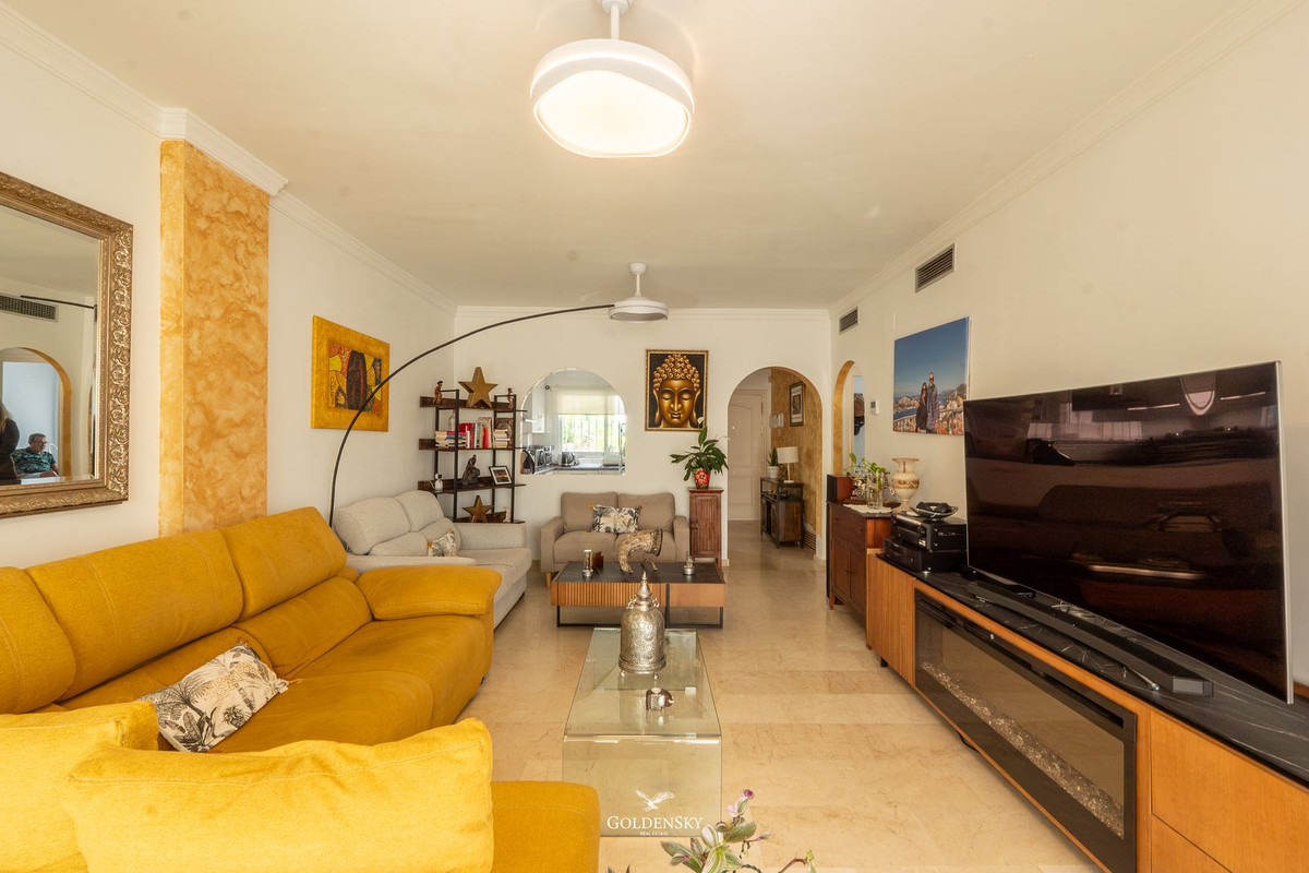 Appartement te koop in Riviera del Sol | 3 slaapkamers H5446393