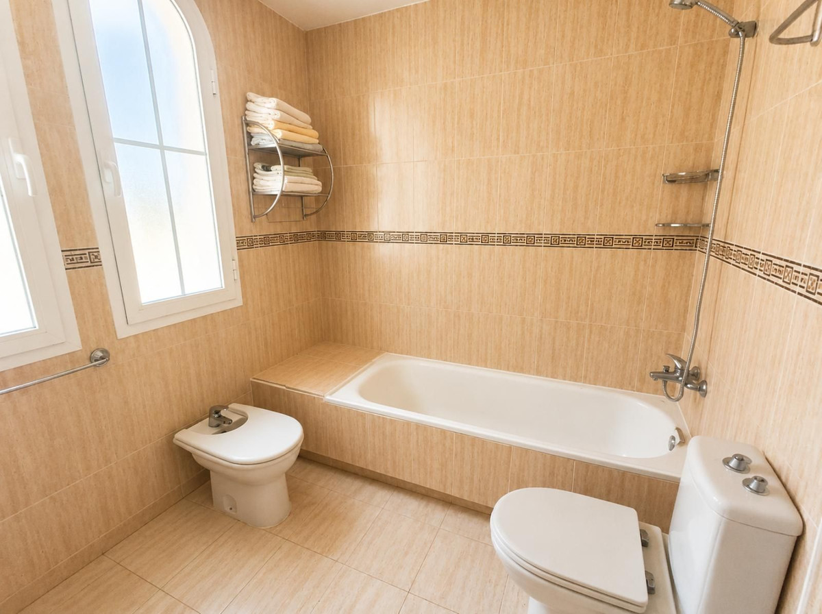 Appartement te koop in Riviera del Sol | 3 slaapkamers H5460220
