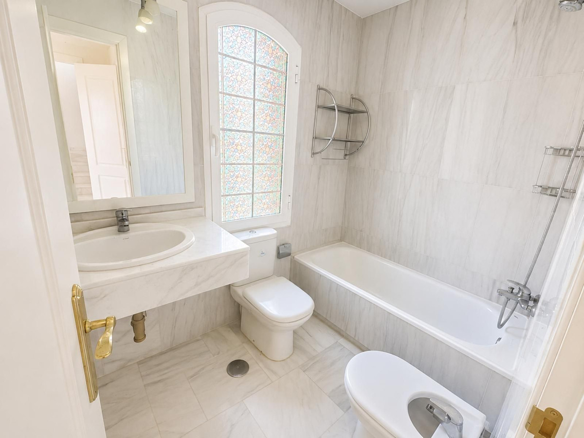 Appartement te koop in Riviera del Sol | 3 slaapkamers H5460220